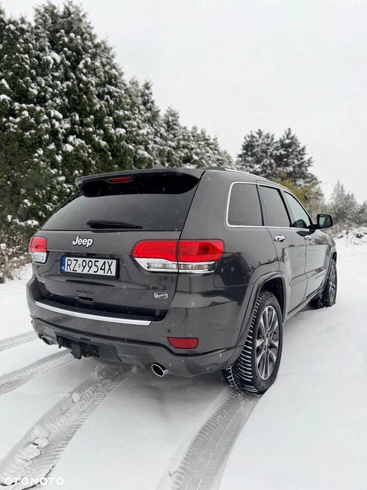 Jeep Grand Cherokee 5.7 V8 HEMI Overland - 38