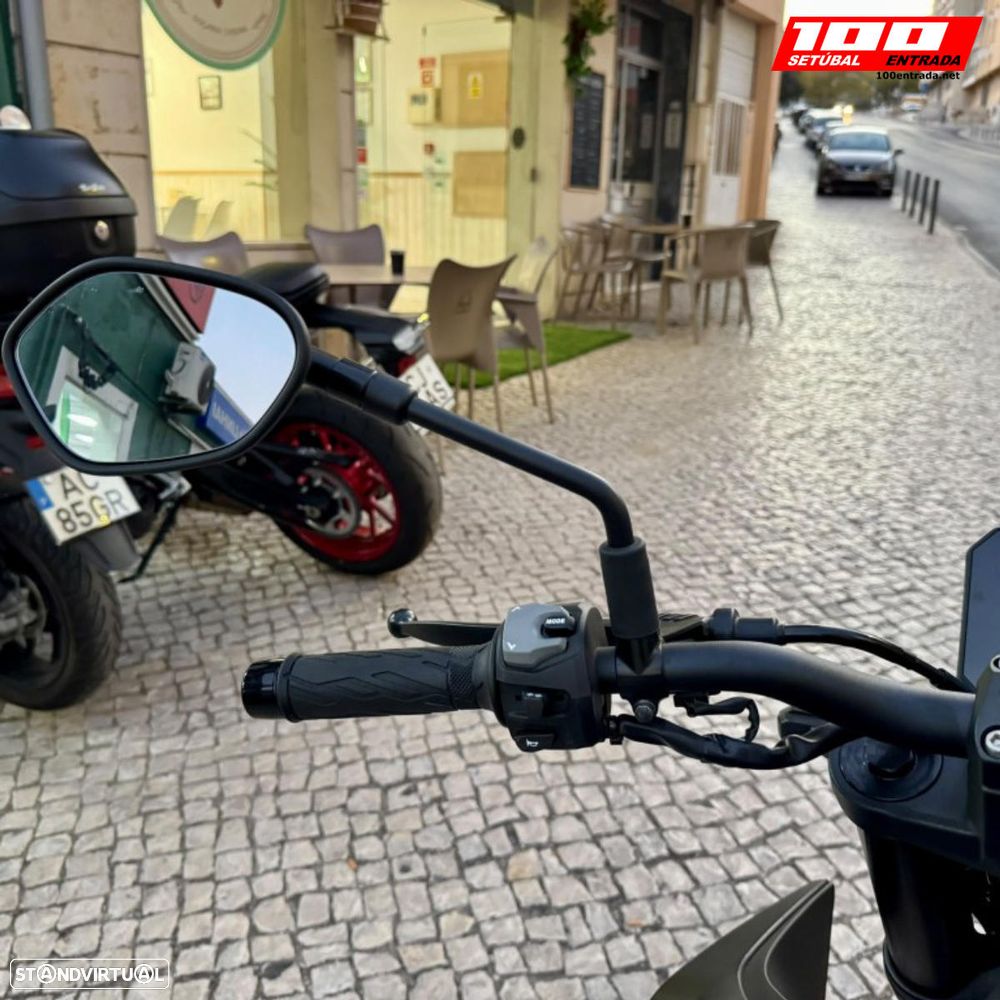 Suzuki GSX 800 S - 18