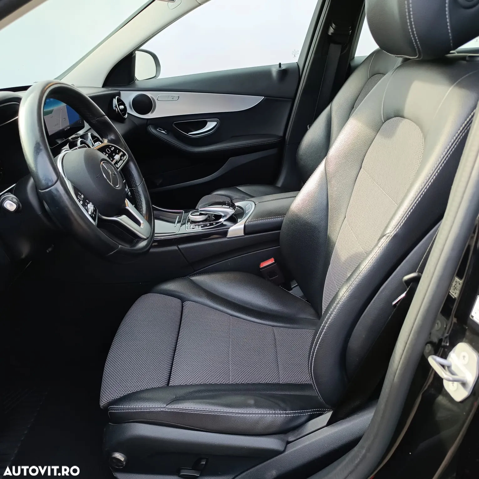 Mercedes-Benz C 220 d 4Matic T 9G-TRONIC - 6