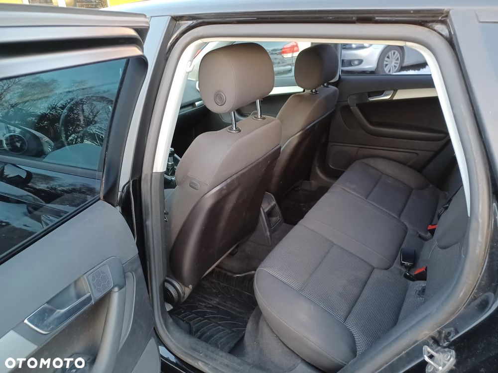 Audi A3 Sportback 1.6 Ambition - 6