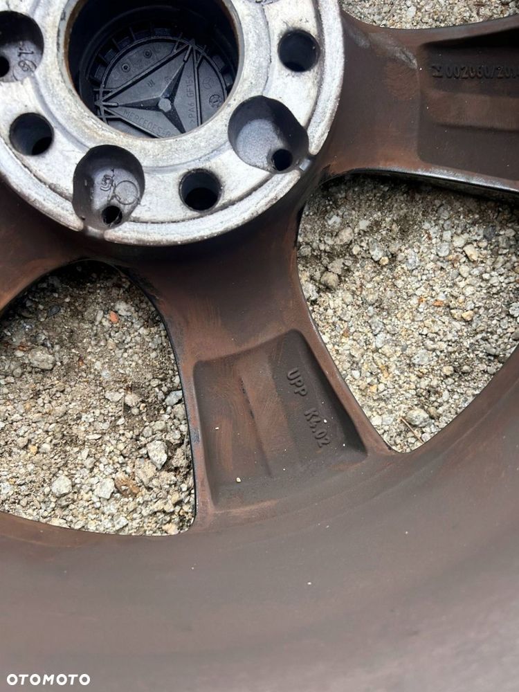 Mercedes-Benz E W213 2017 Komplet Felgi aluminiowe R17 - 12