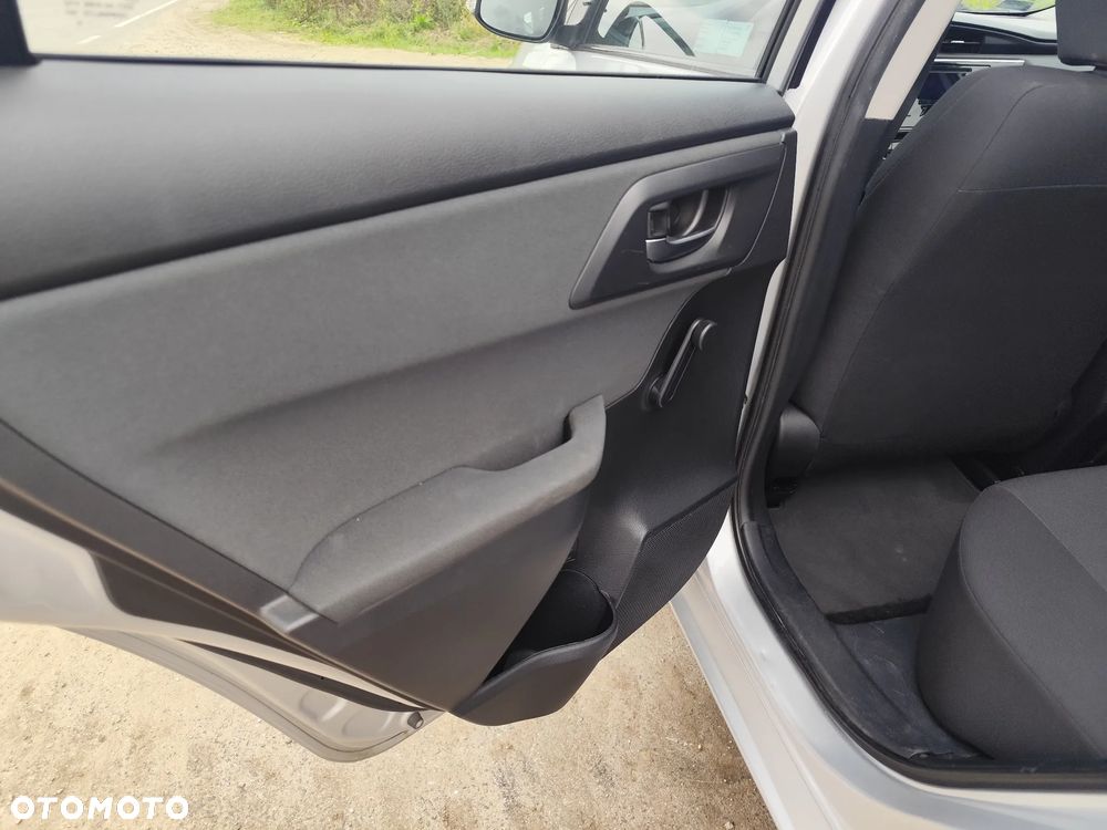 Toyota Auris 1.33 VVT-i Active - 17