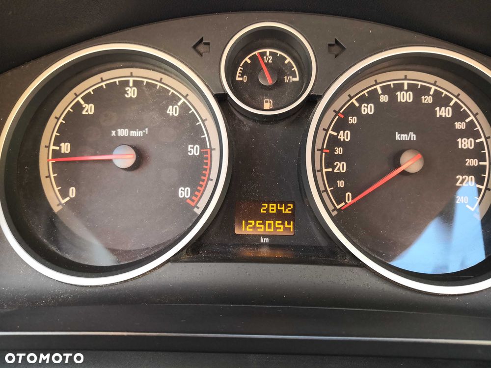 Opel Zafira - 8
