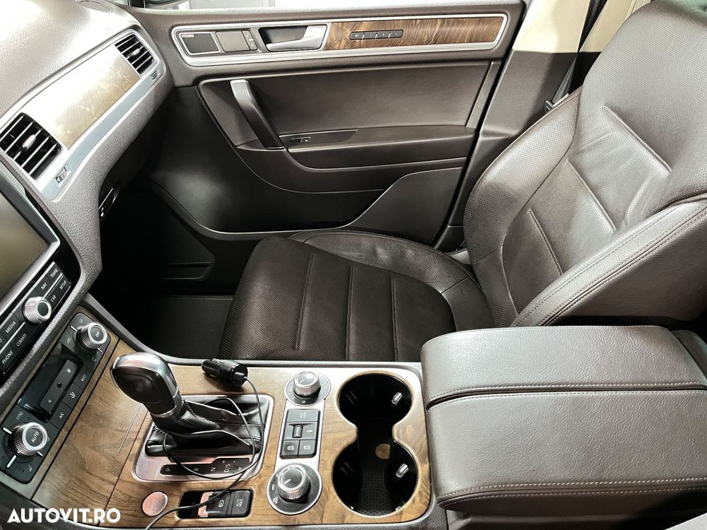 Volkswagen Touareg V6 TDI BMT Supreme Plus - 8