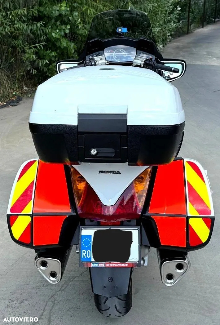 Honda ST 1300 Pan European - 11