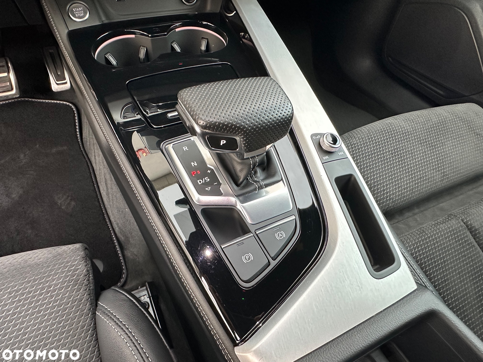 Audi A4 Avant 40 TDI S tronic S line - 30