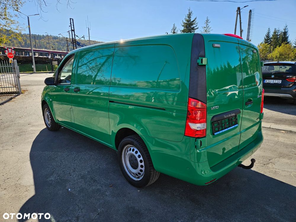 Mercedes-Benz Vito 4x4 automat 190ps long navi klima hak rej.04/ 2020 - 25