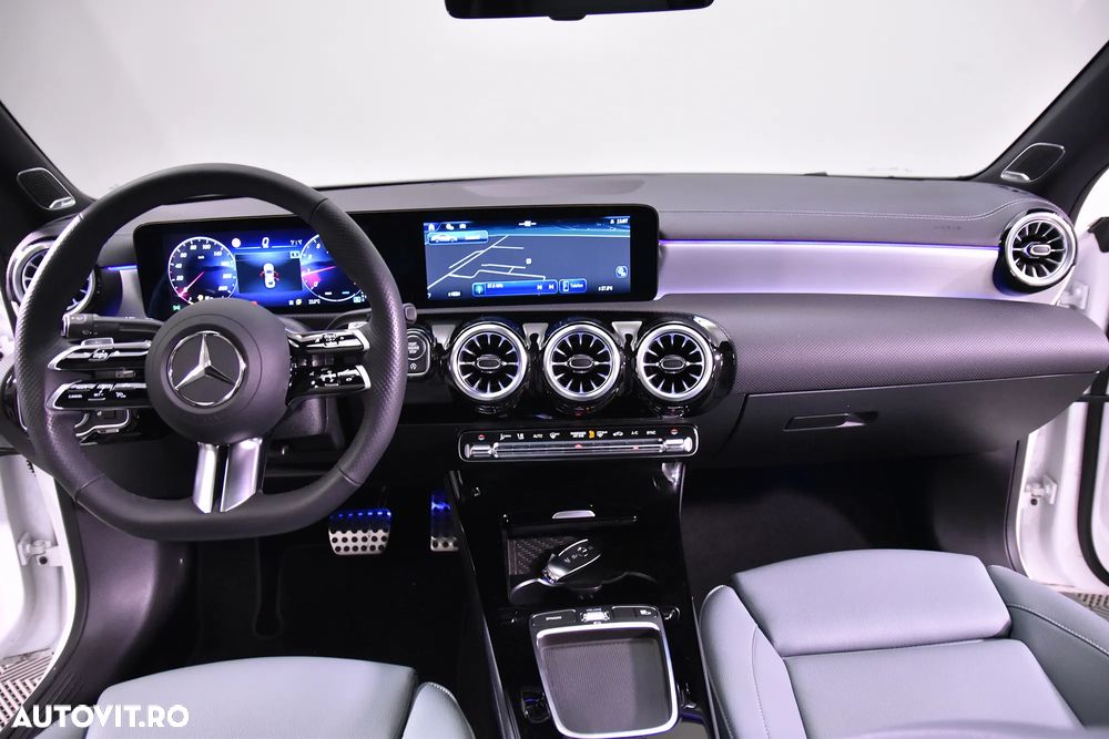 Mercedes-Benz CLA 200 7G-DCT AMG Line - 10