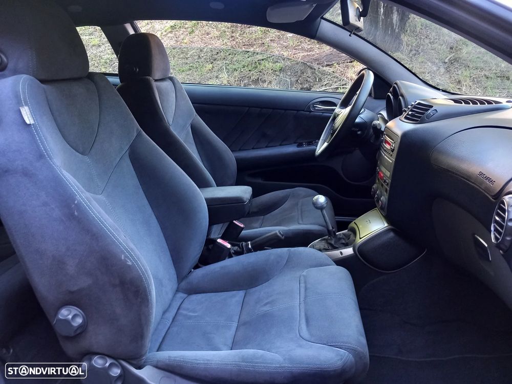 Alfa Romeo GT 1.8 TS - 7