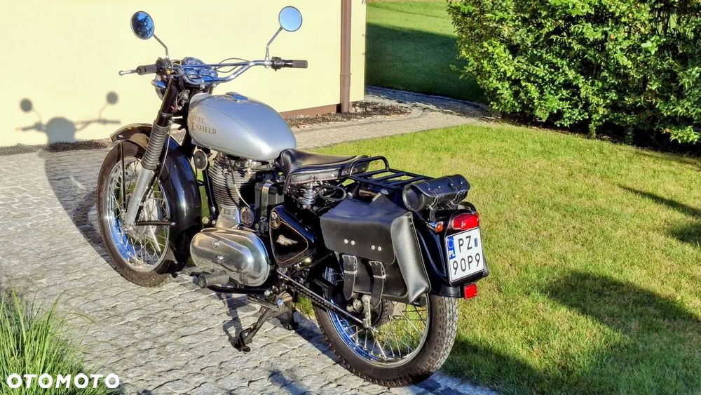 Royal Enfield Bullet - 4