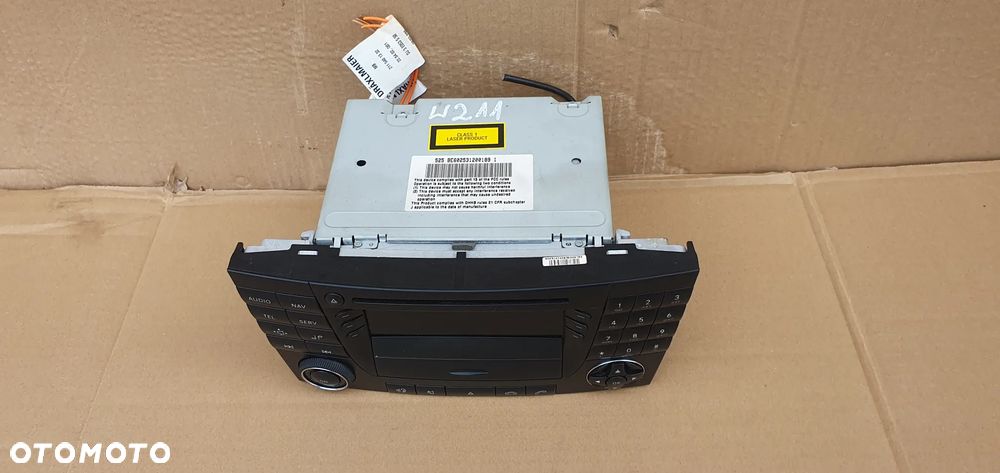 Radio radioodtwarzacz Mercedes E Klasa W211 A2118201079 - 2