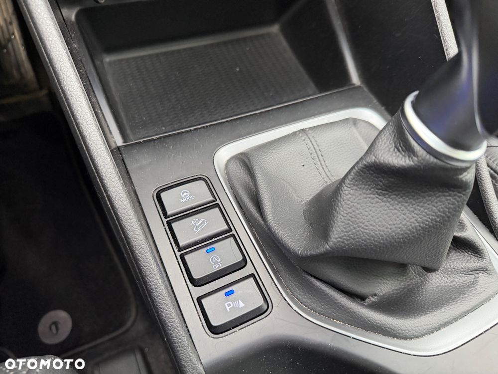 Hyundai Tucson blue 1.7 CRDi 2WD Advantage - 16