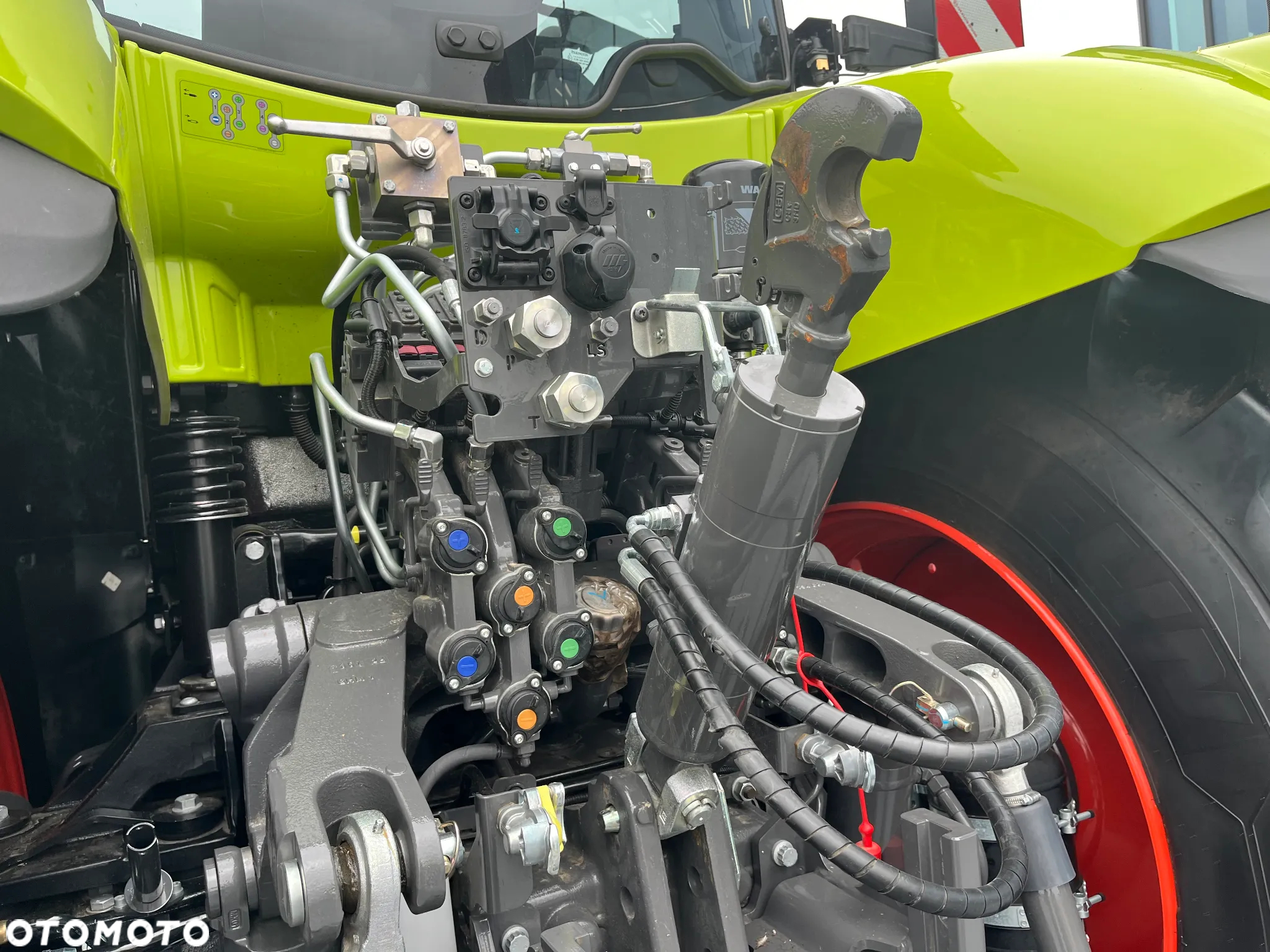 Claas AXION 830 CMATIC FOCUS - 12