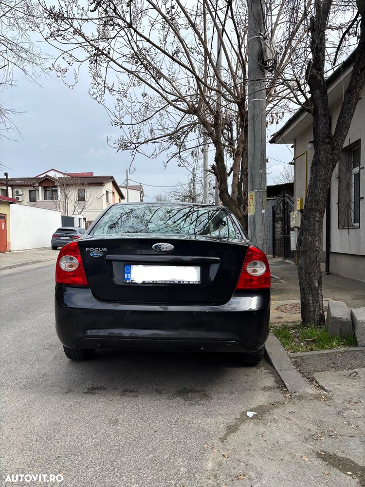 Ford Focus 1.6 Titanium - 3