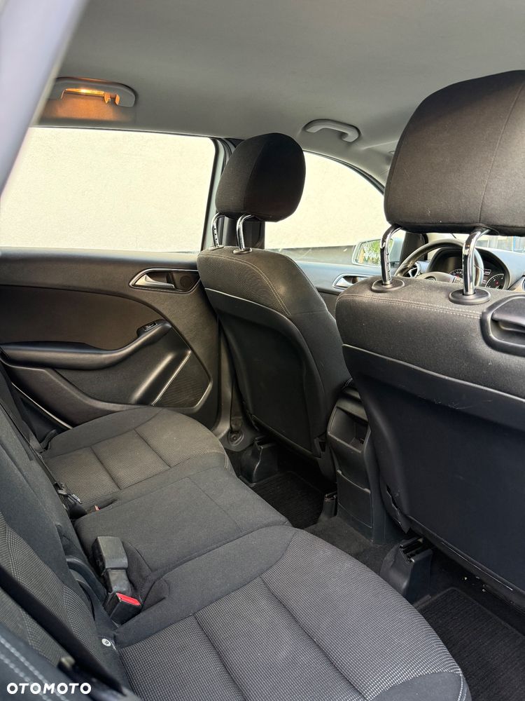 Mercedes-Benz Klasa B 180 CDI (BlueEFFICIENCY) - 10