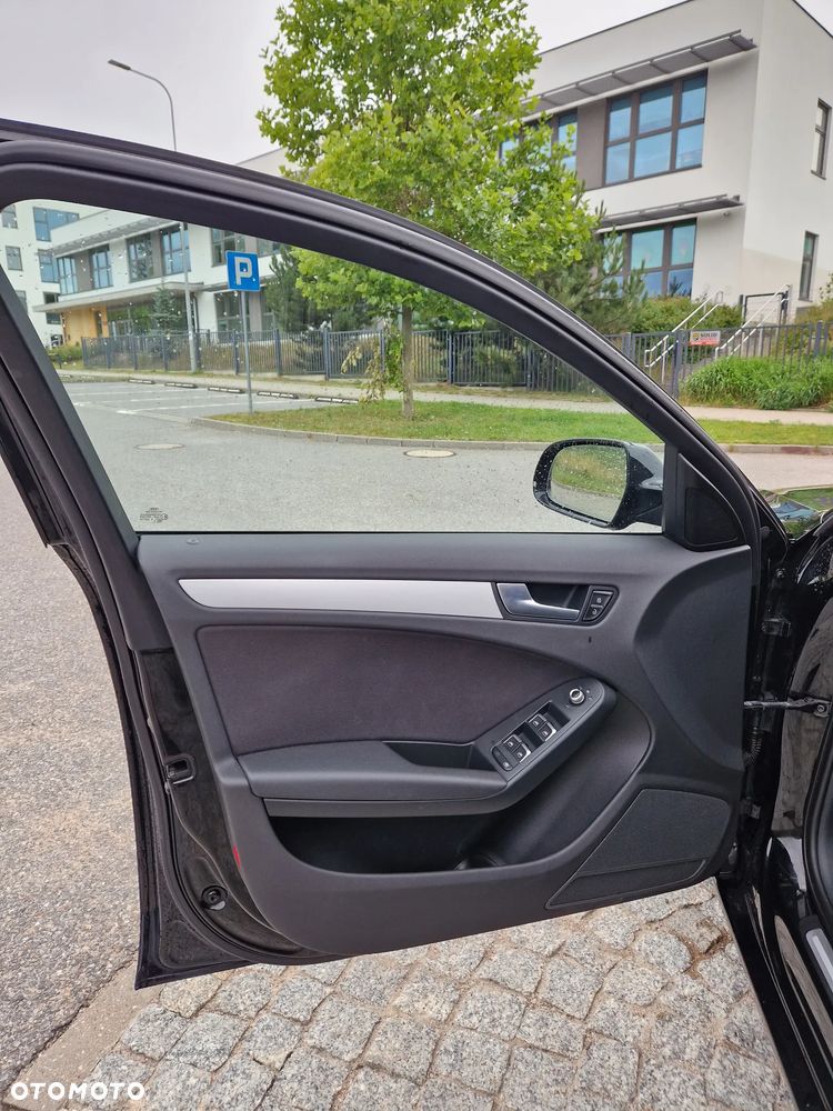 Audi A4 Avant 2.0 TDI Quattro S tronic - 15