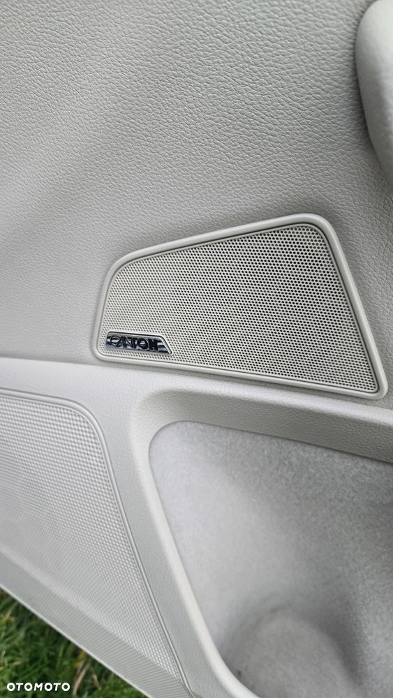 Skoda Superb 2.0 TDI L&K DSG - 16