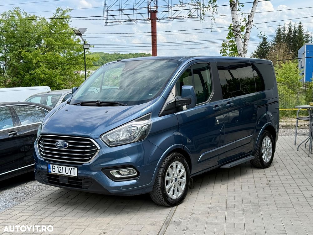 Ford Tourneo Custom - 3
