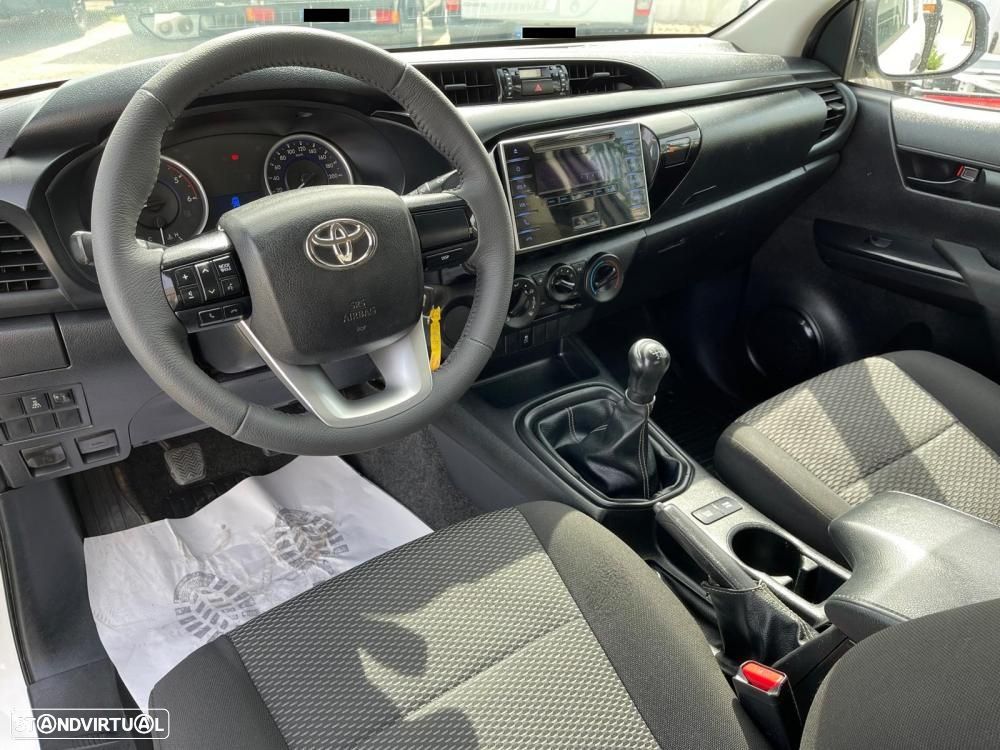 Toyota Hilux HILUX 2.4 D 4W2 VIII (150CV) - 12