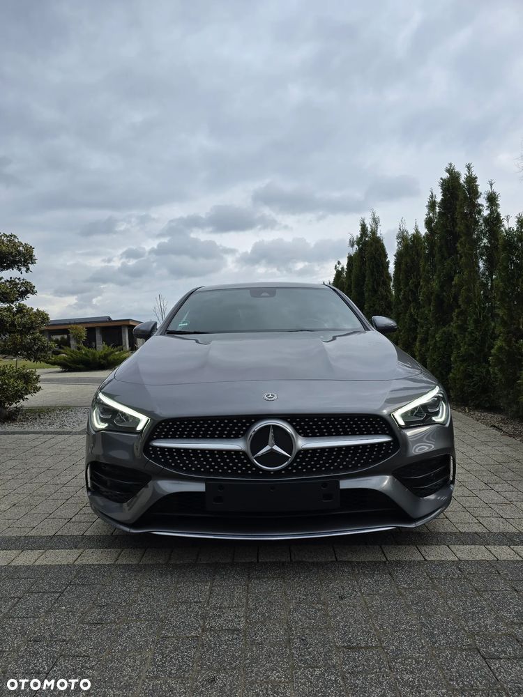 Mercedes-Benz CLA 220 7G-DCT AMG Line - 4