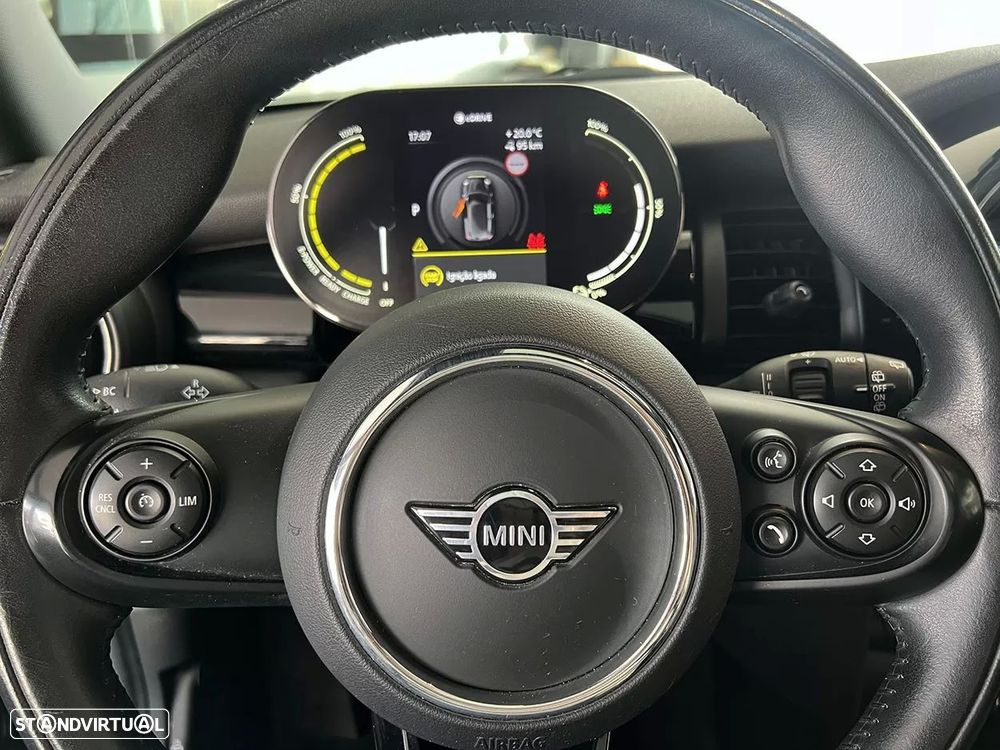 MINI 3 Portas Cooper SE Resolute Edition - 19