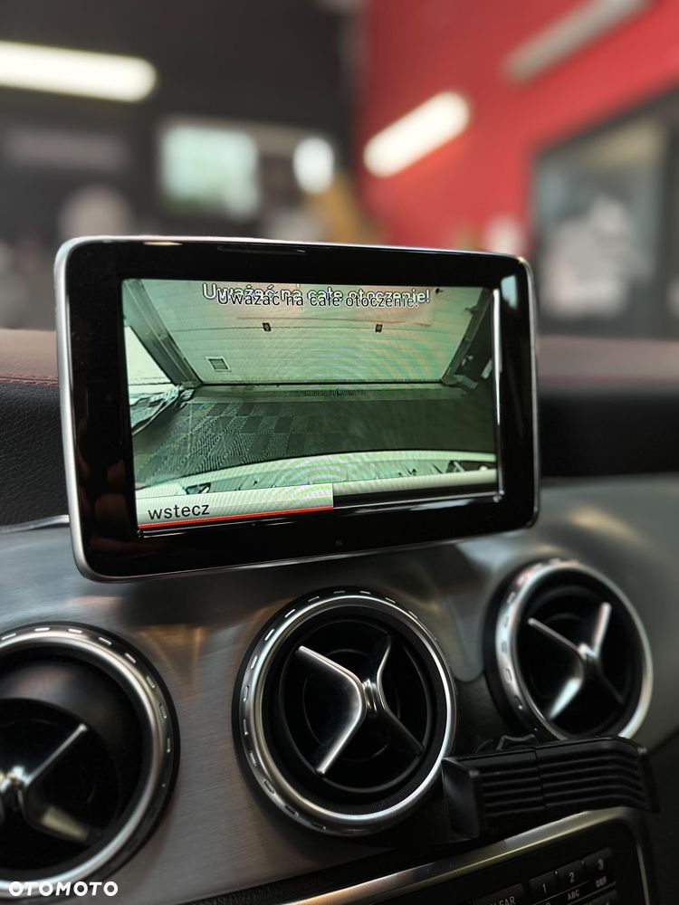 Mercedes-Benz GLA 250 4-Matic - 14
