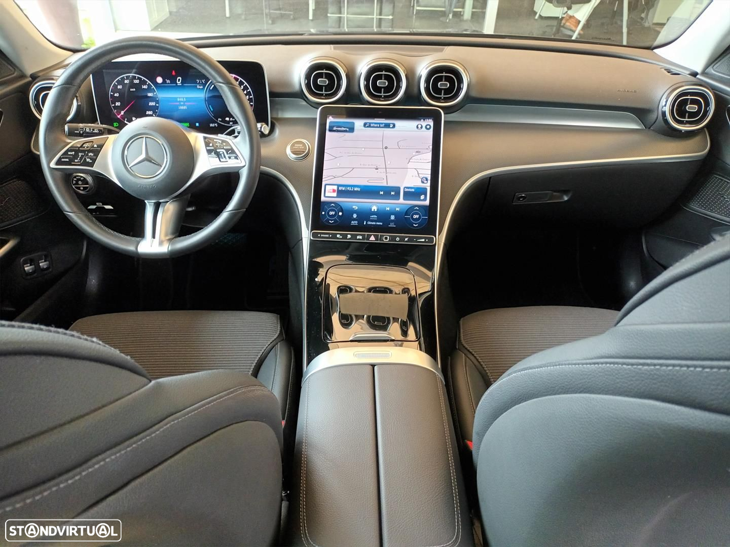 Mercedes-Benz C 300 e Avantgarde - 18