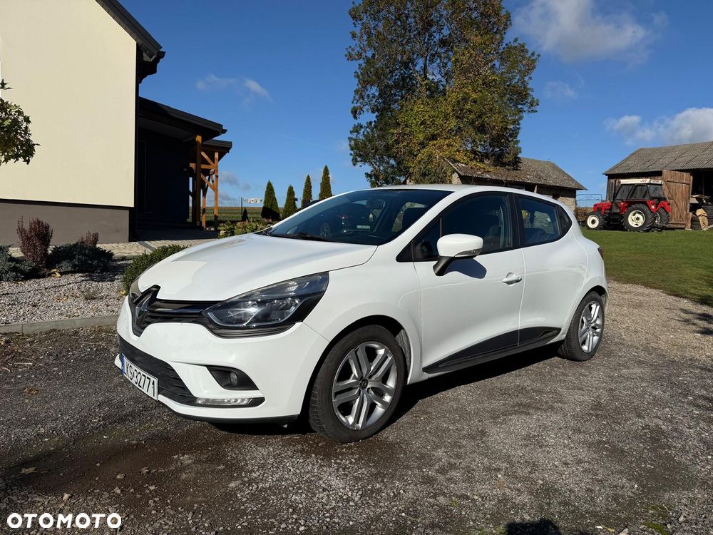 Renault Clio - 2