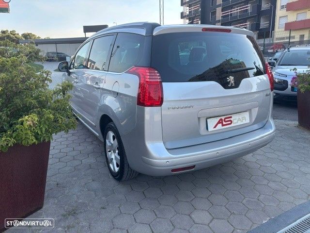 Peugeot 5008 1.6 HDi 7L Allure - 27