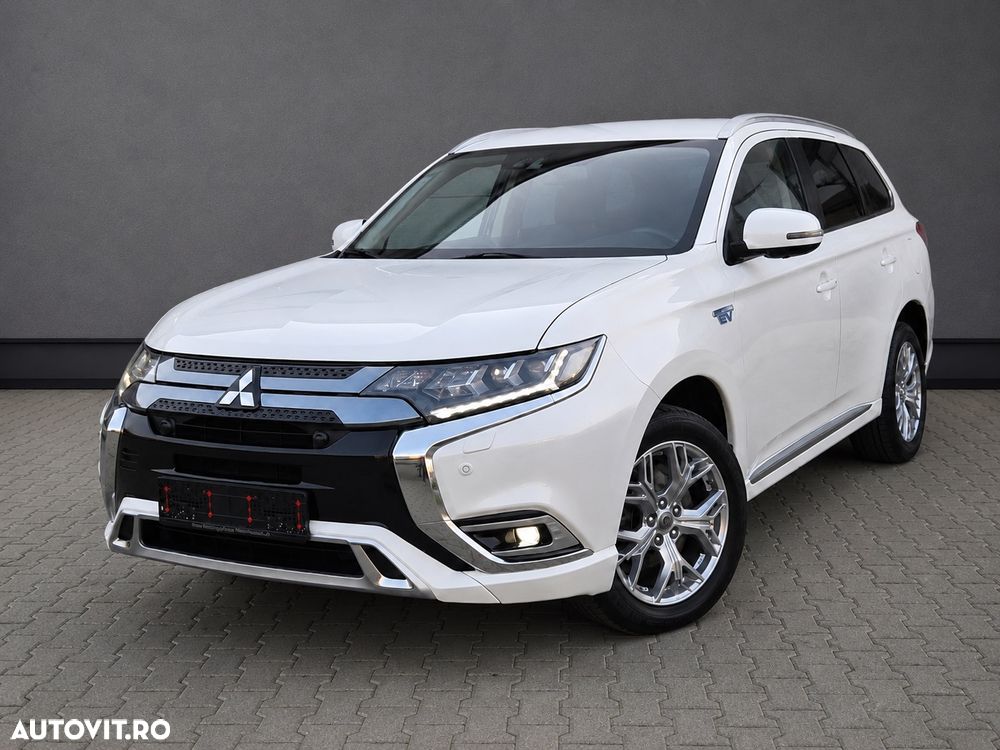Mitsubishi Outlander 2.4 4WD Diamant+ - 23