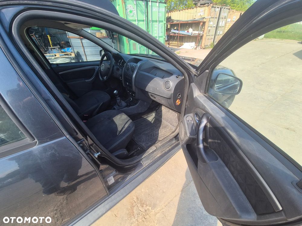 Dacia Duster 1.5 dCi Laureate 4x4 - 15