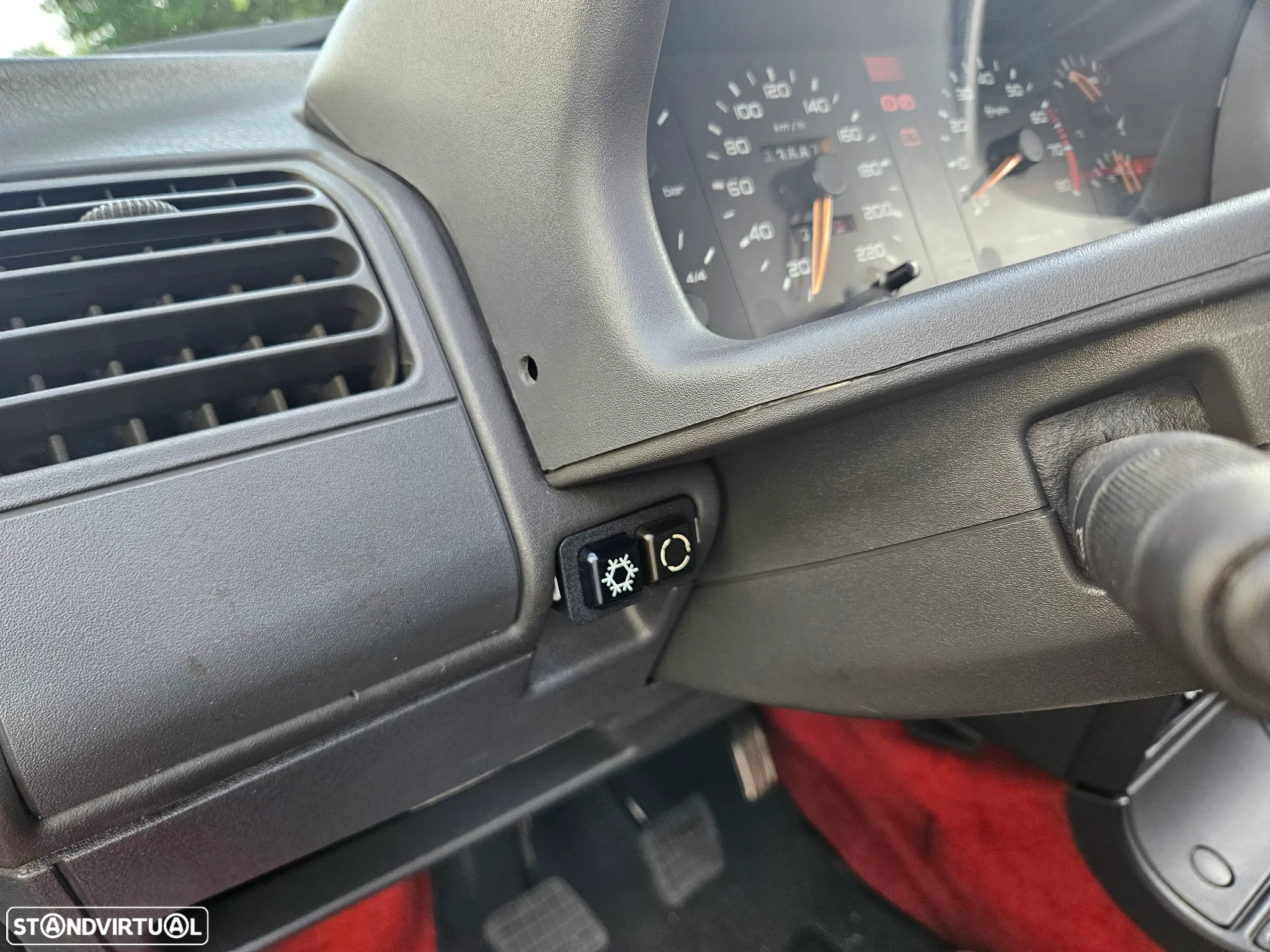 Peugeot 205 1.9 GTi - 16
