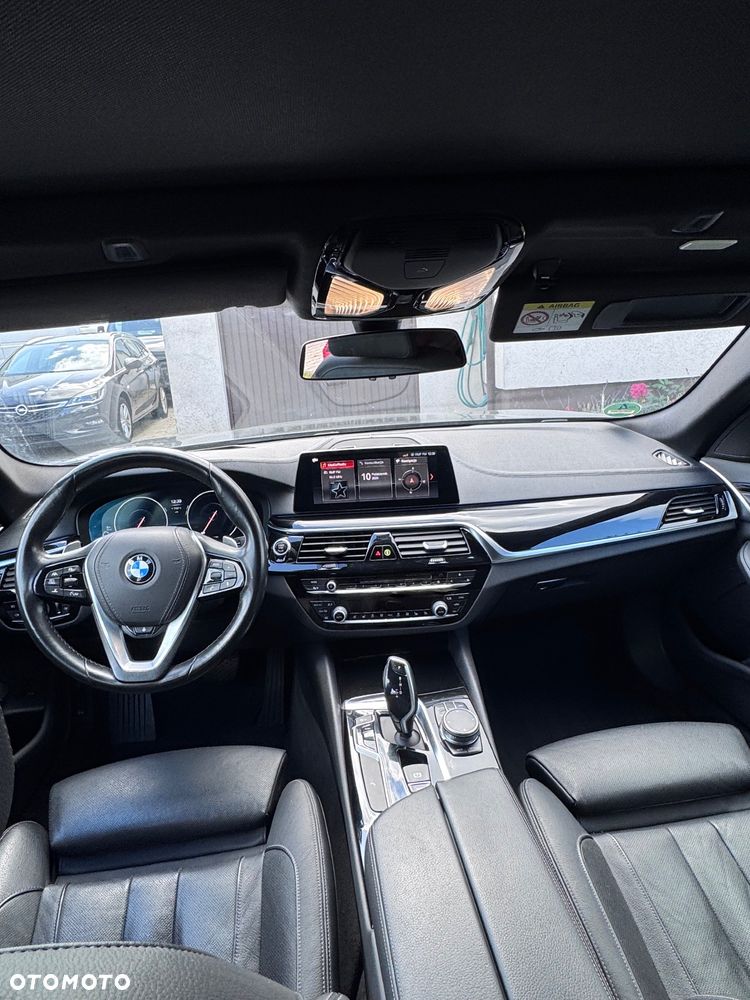 BMW Seria 5 530d Sport Line sport - 6