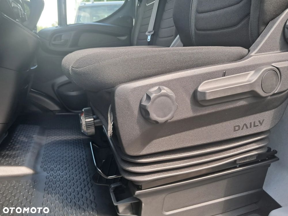 Iveco Daily Furgon  HI-Matic - 15