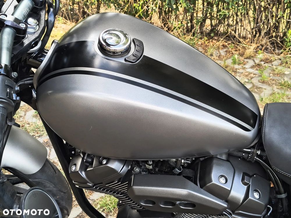 Yamaha XVS - 10