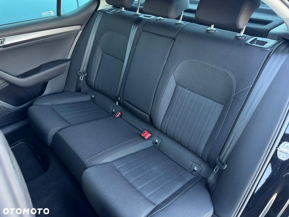 Skoda Superb 2.0 TDI SCR 4x4 Style DSG - 19