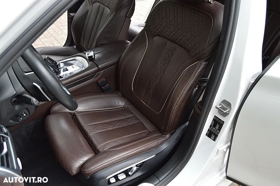 BMW Seria 7 - 37