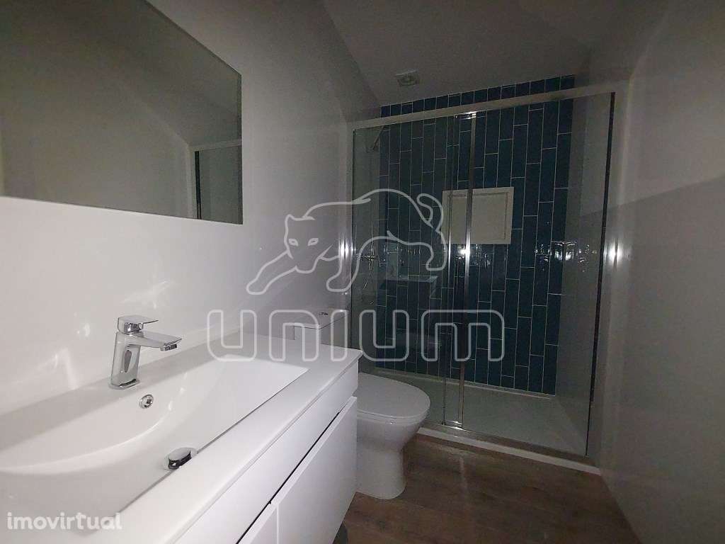 APARTAMENTO T1 - Santa Marta de Portuzelo - Grande imagem: 5/9