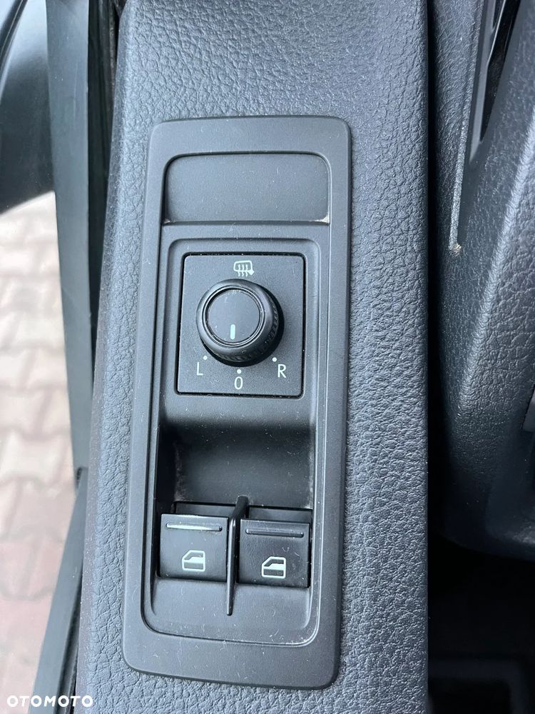 Volkswagen Transporter L2H1 Plus Trendline - 14