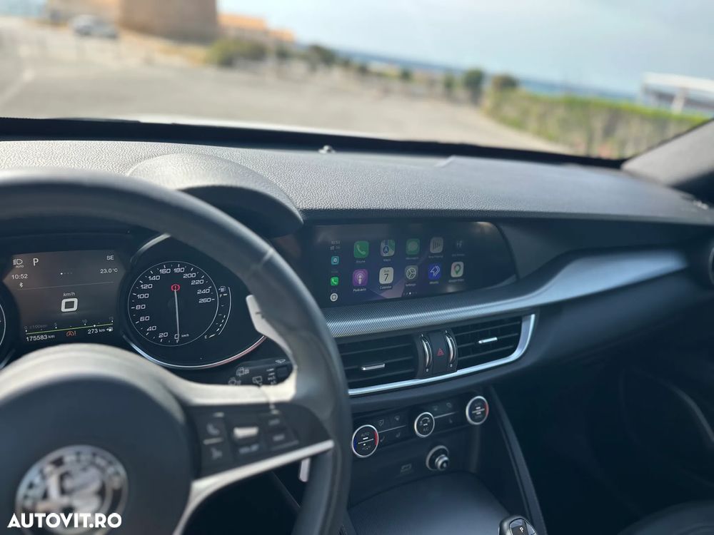 Alfa Romeo Stelvio 2.0 Turbo 16V AT8-Q4 Super - 40