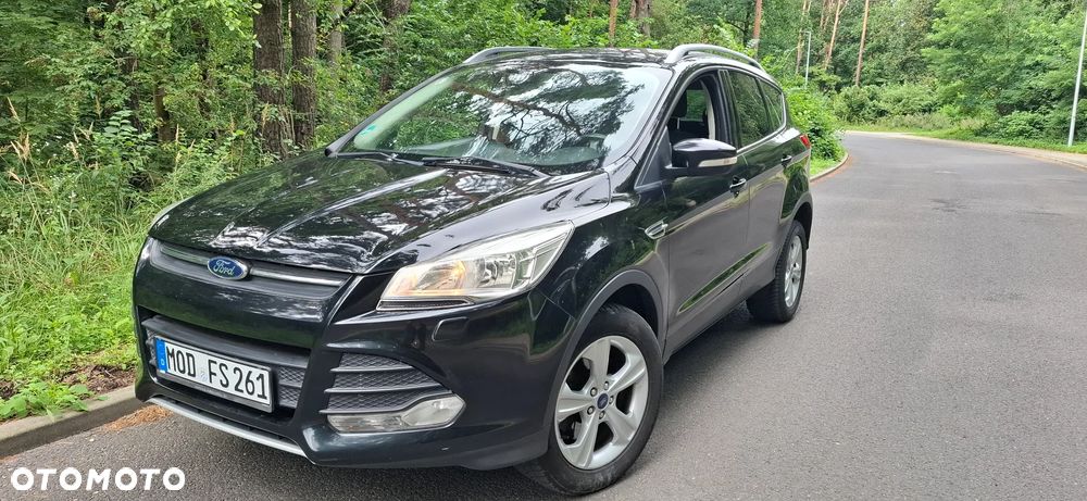 Ford Kuga 2.0 TDCi 2x4 Titanium - 2
