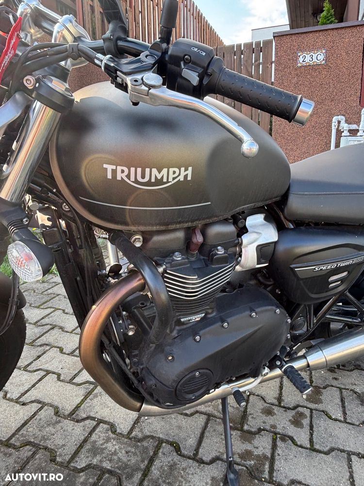 Triumph Speed Twin - 11