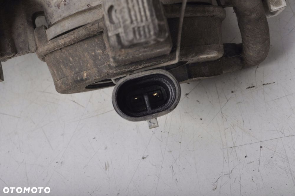 MAZDA MPV II HALOGEN PRAWY - 7