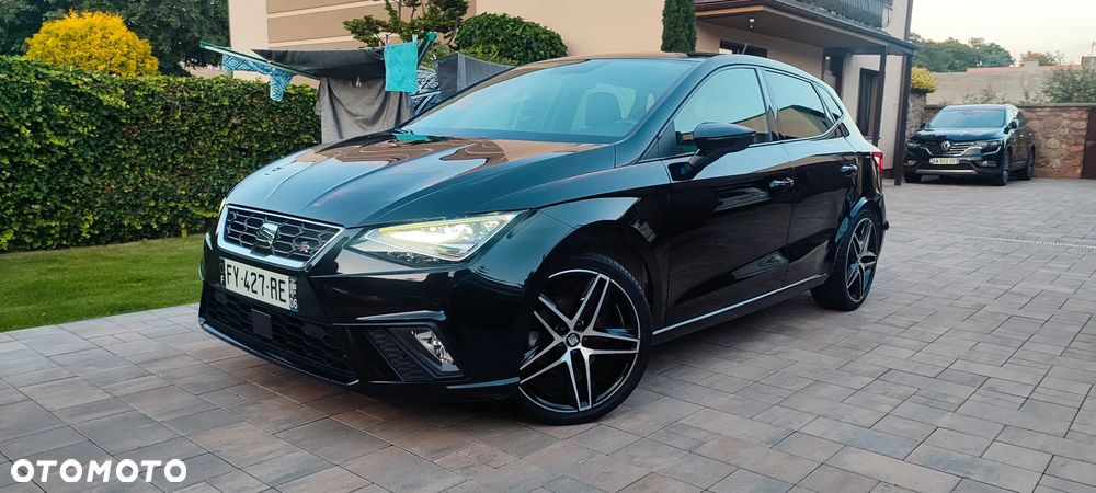 Seat Ibiza 1.0 TSI S&S FR Pro Black Edition - 1