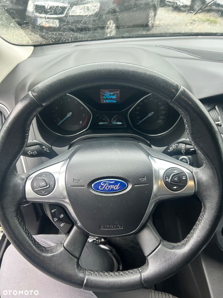 Ford Focus 2013 photo 3