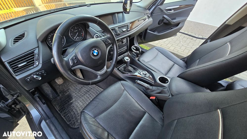 BMW X1 sDrive18d - 10