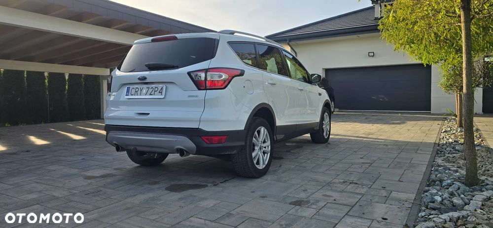 Ford Kuga - 8