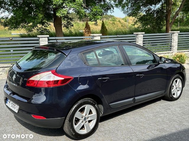 Renault Megane 1.6 16V Authentique - 4
