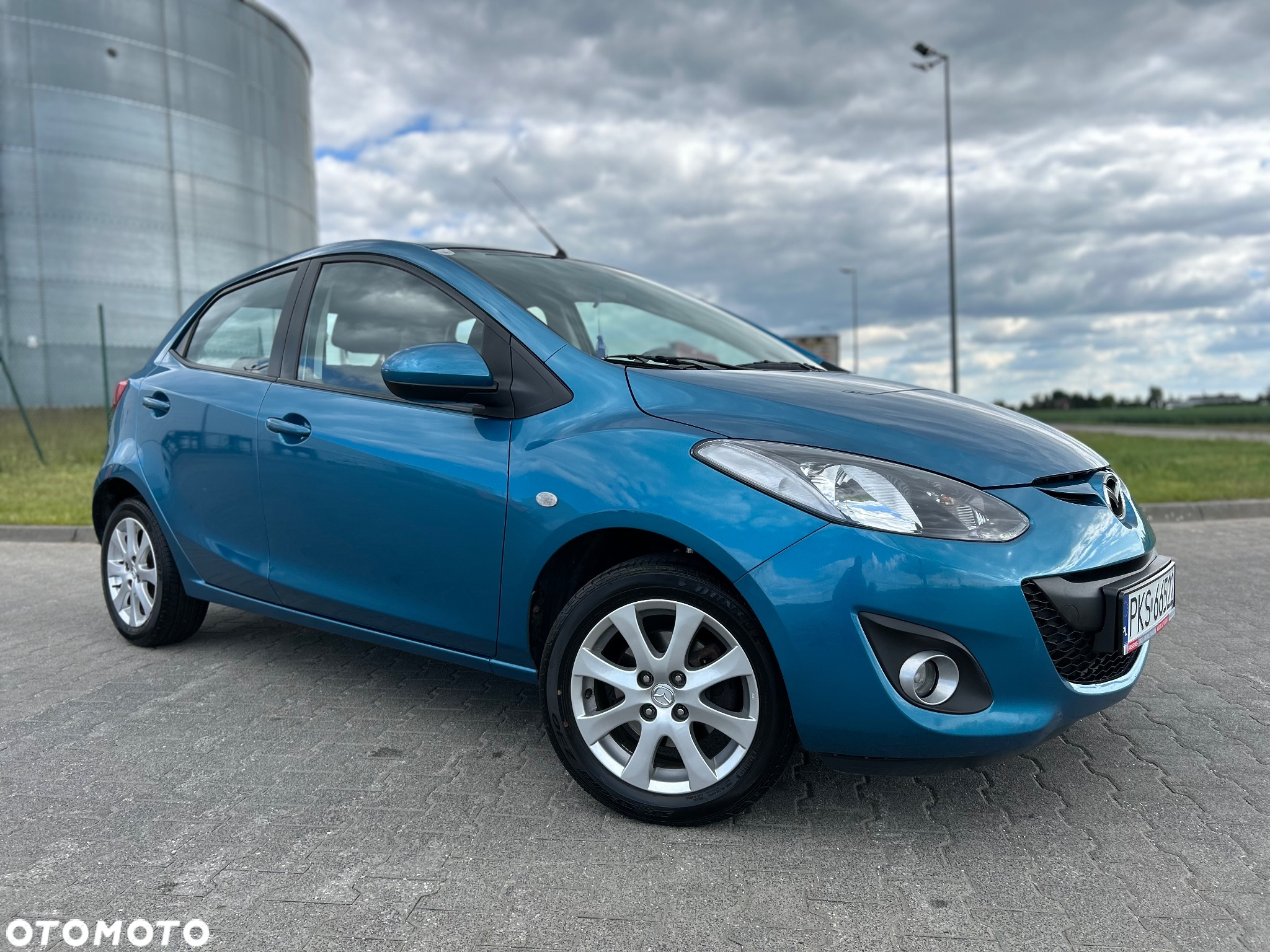 Mazda 2 - 6