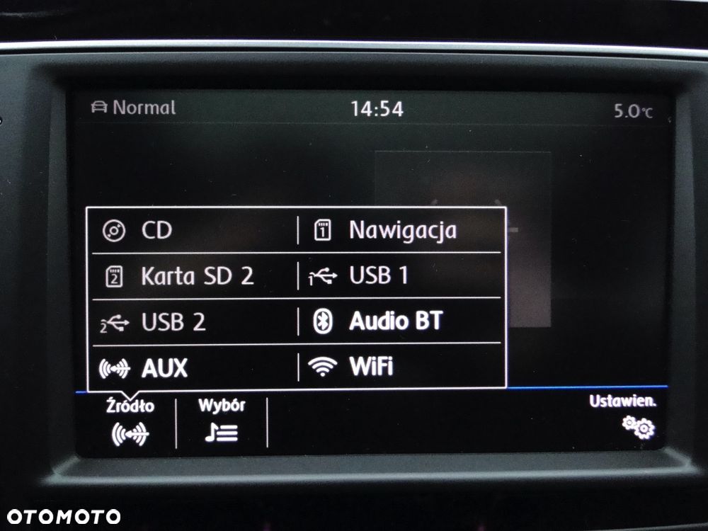 Volkswagen Touran 1.4 TSI (BlueMotion Technology) Highline - 37